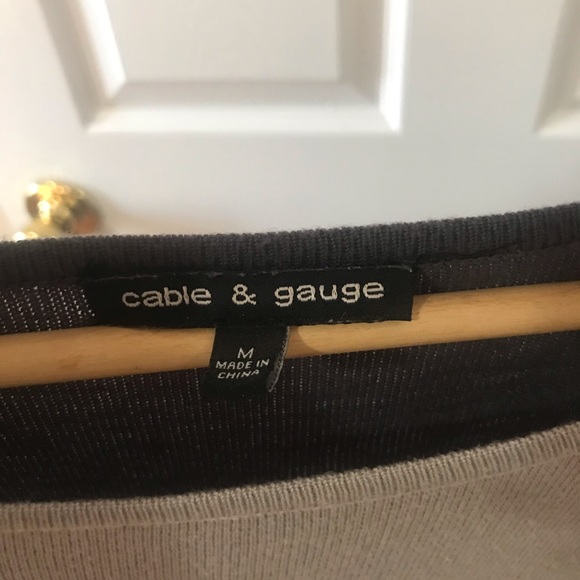 Tunic/Sweater - Picture 3 of 3